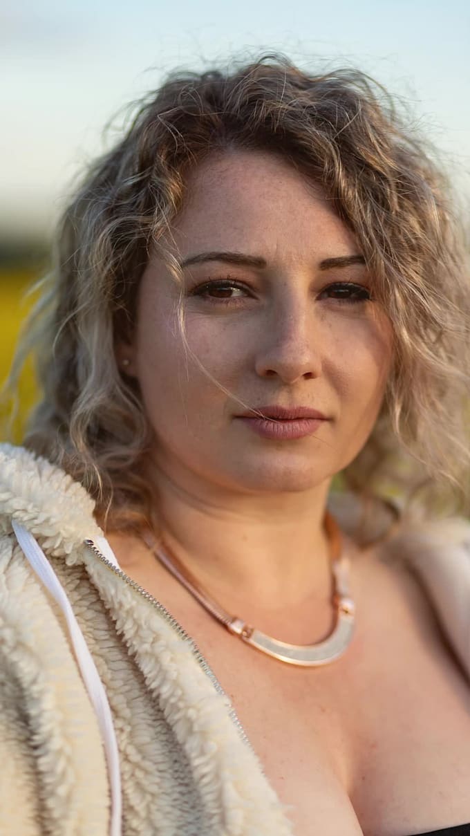 professionally retouch your portrait photos
