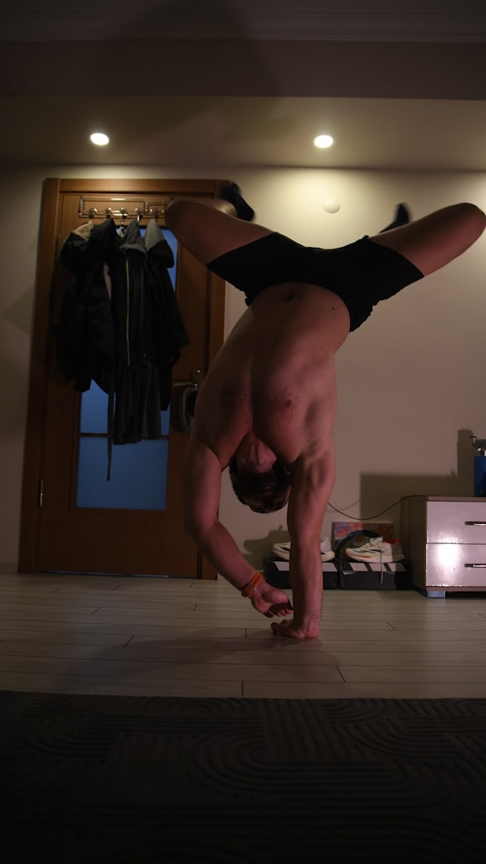 be your handstand and flexibility coach for all levels