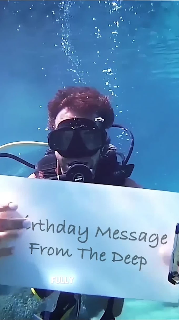 create your unforgettable underwater birthday message