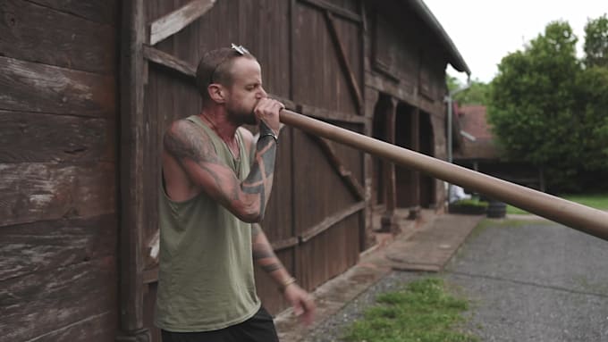 teach you how to play didgeridoo