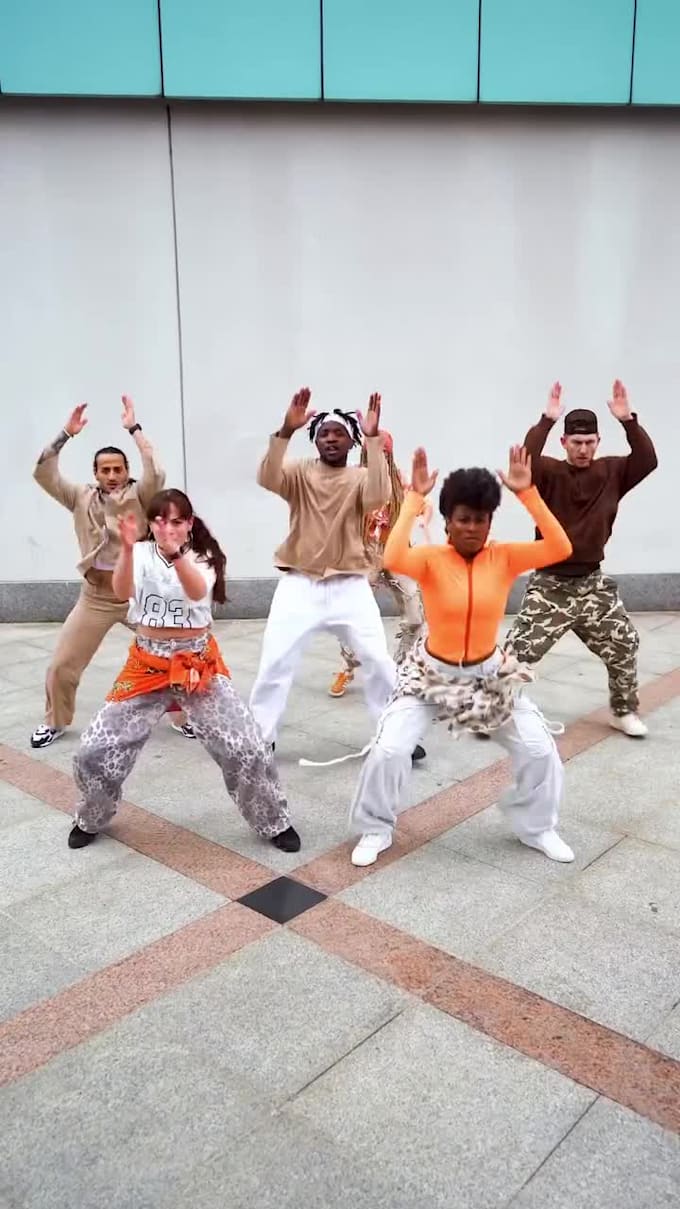 make dance video with girl group choreography