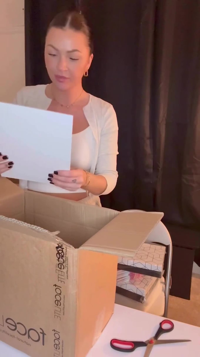 be your 31 year old female ugc creator