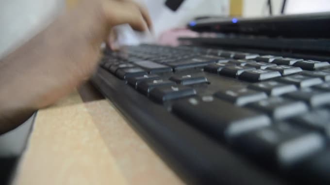 do expert data entry, copy paste, and web research work