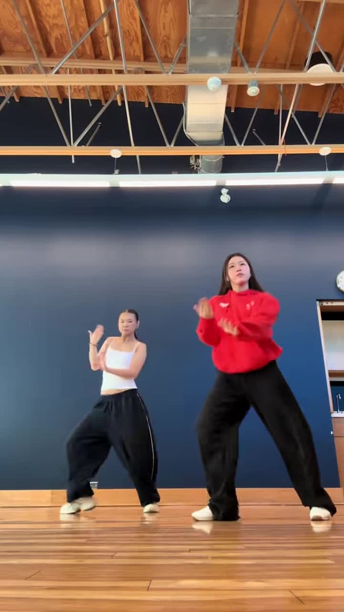 create unique dance choreography for tiktok dance viral choreography twerk dance