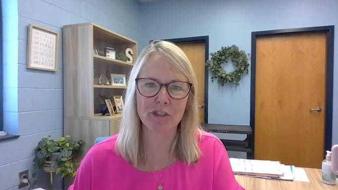 create a natural female video testimonial spokesperson video ads