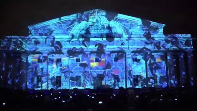 create christmas vj loops, stage show concert visuals and 3d projection mapping