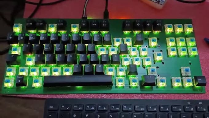 design and program custom mechanical keyboard