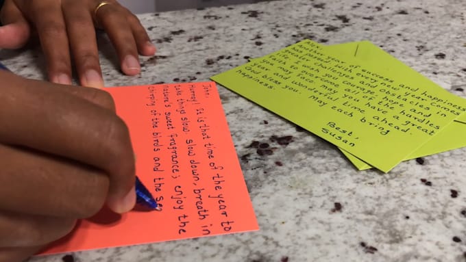 send handwritten post cards, holiday cards, greetings in USA