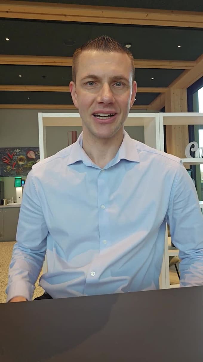 create german ugc videos, male and couple