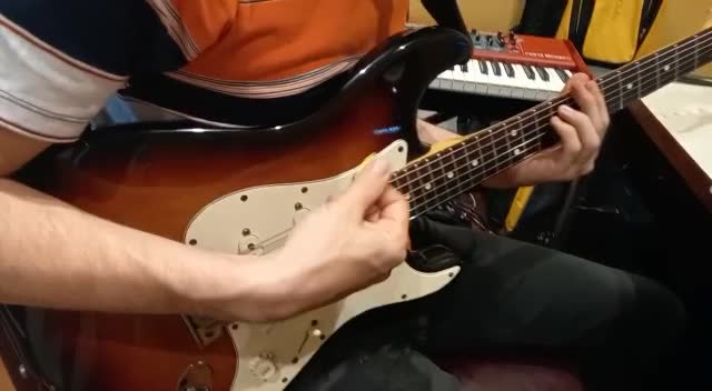 record electric guitar for your track