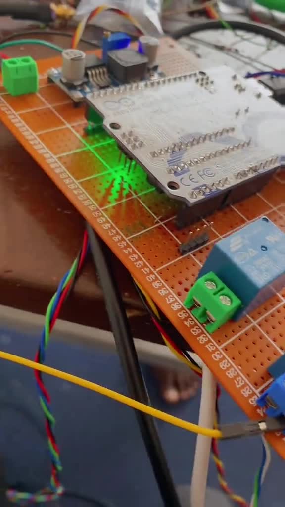 Diseñar diseño profesional de pcb esquema altium kicad eagle gerber bom