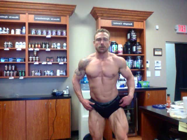 teach you how to do one mandatory bodybuilding pose