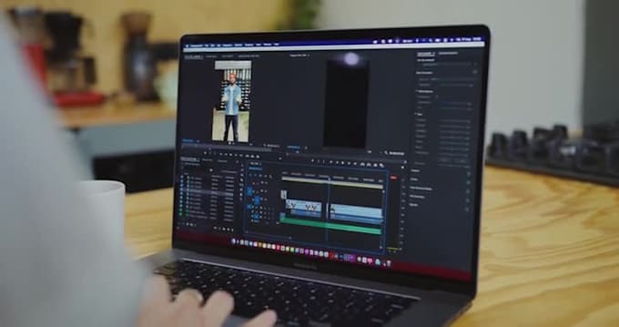 write detailed script coverage and notes for films and TV scripts