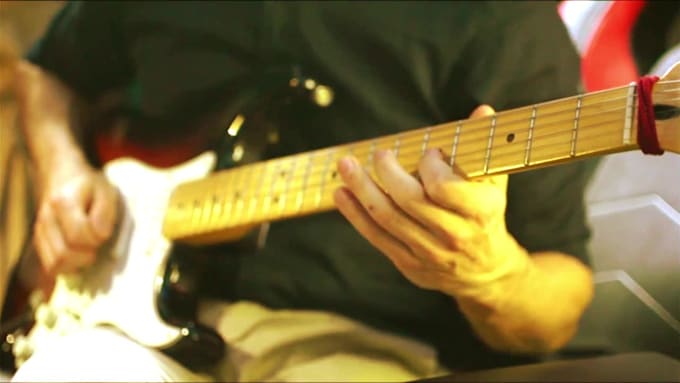 record professional guitar tracks for funk, disco and soul