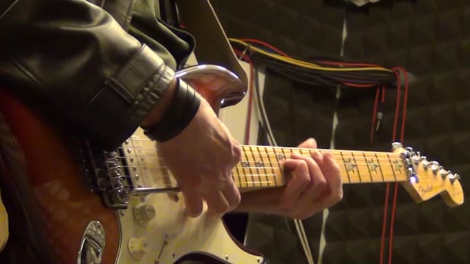 write premium tech and musical instrument related articles