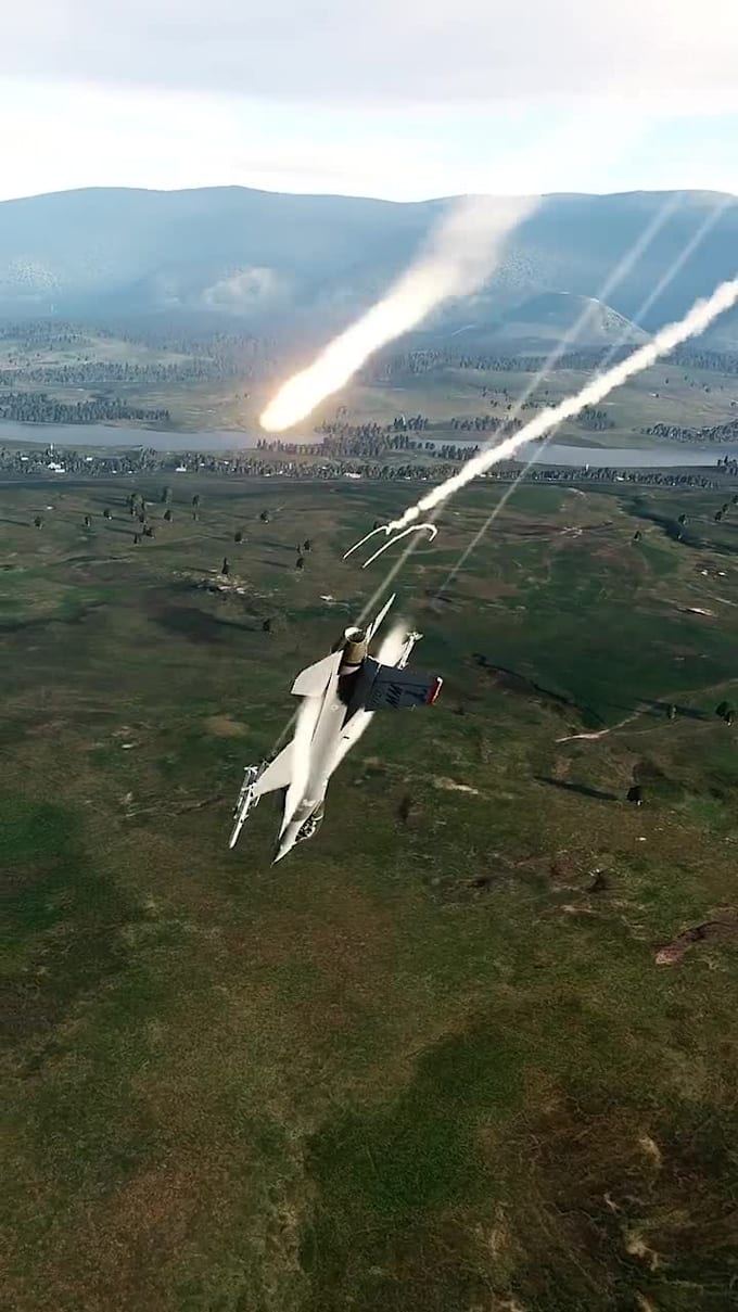 develop a realistic 3d fighter jet game in unity with smooth controls