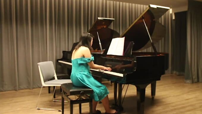 teach online piano and music theory lessons