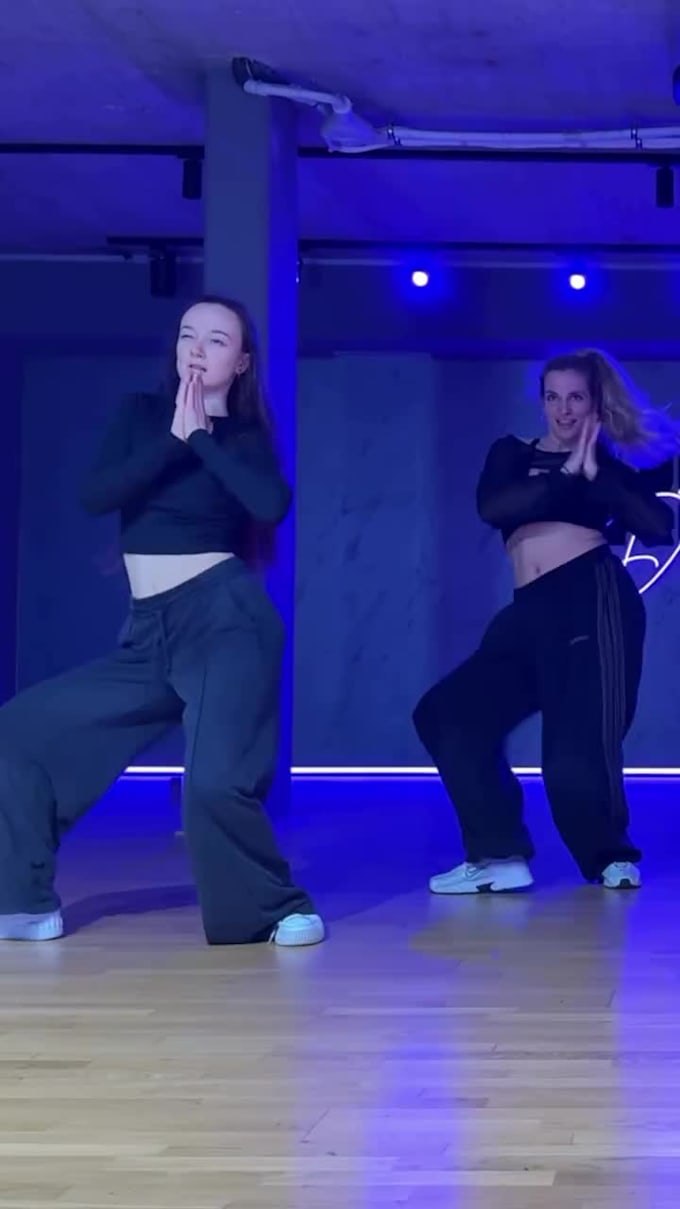 do shuffle dance, amazing group dance video, and twerk dance
