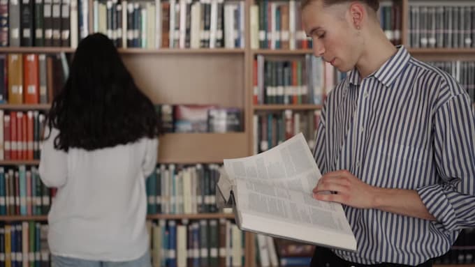 do research in nursing and public health