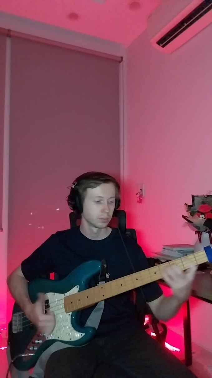record bass part for your track