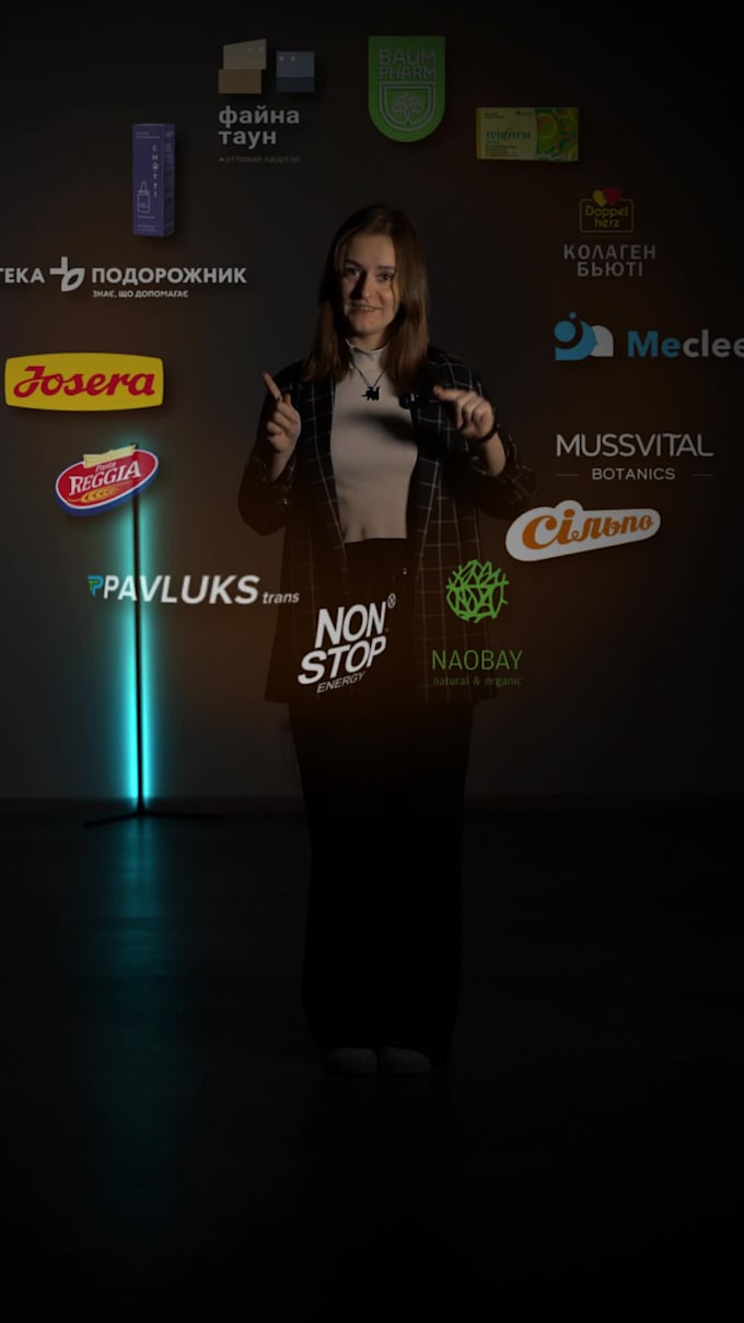 record a ukrainian female commercial voiceover