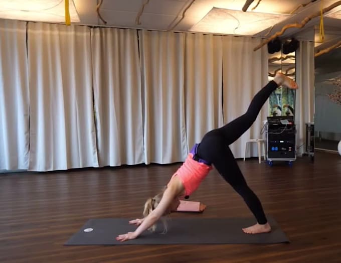 teach yoga classes for flexibility and healthy joints