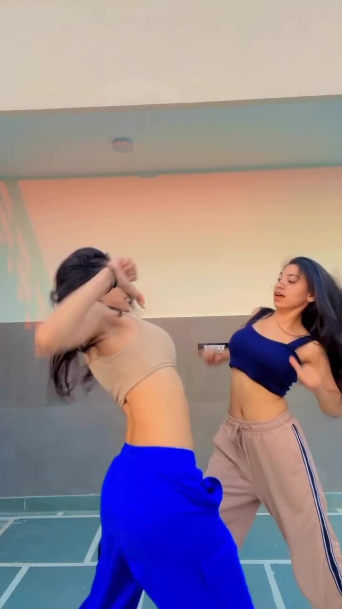 Make A Viral Tiktok Dance Dance Video Twerk To Promote Your Song By Lizzzydancer8 Fiverr 3251