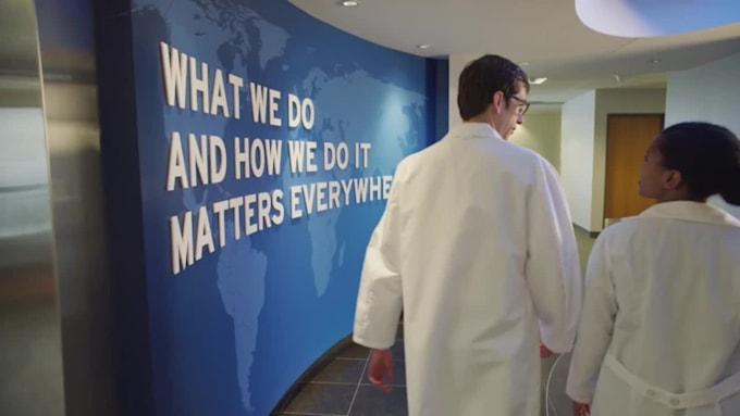 be your adult american male voice over artist, youtube voice actor