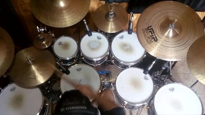 record a pro multitracks drum in 24h
