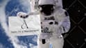 make astronaut in orbit animation