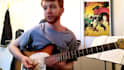 give professional guitar lessons online