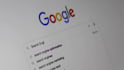 write your SEO articles in french with no ai