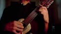 make a video teaching songs in charango