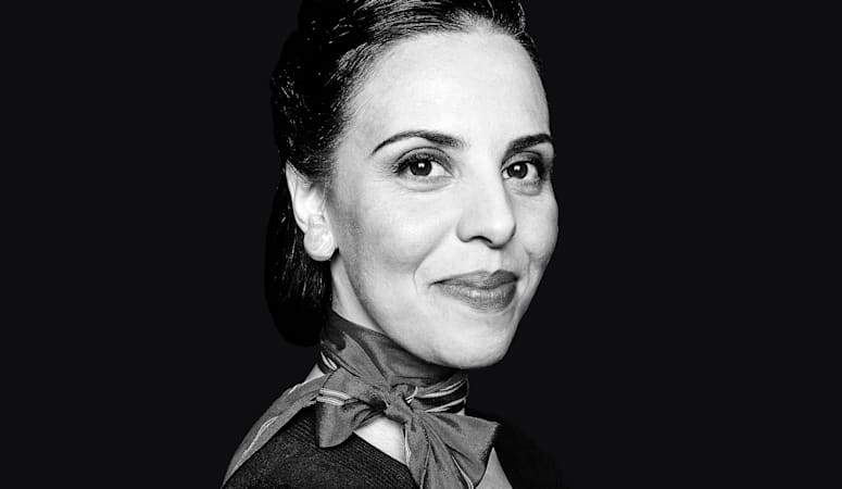 Monique La Barr ,Actress